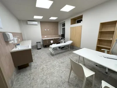 lek. Paweł Kalamarz, Ortopeda